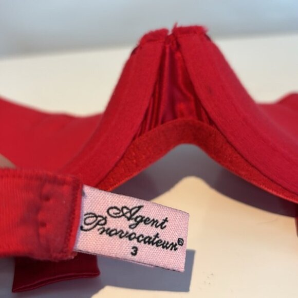 Agent Provocateur ‘BIRTHDAY SUIT’ Bra in Red SILK size 3 (34C) - Picture 11 of 16